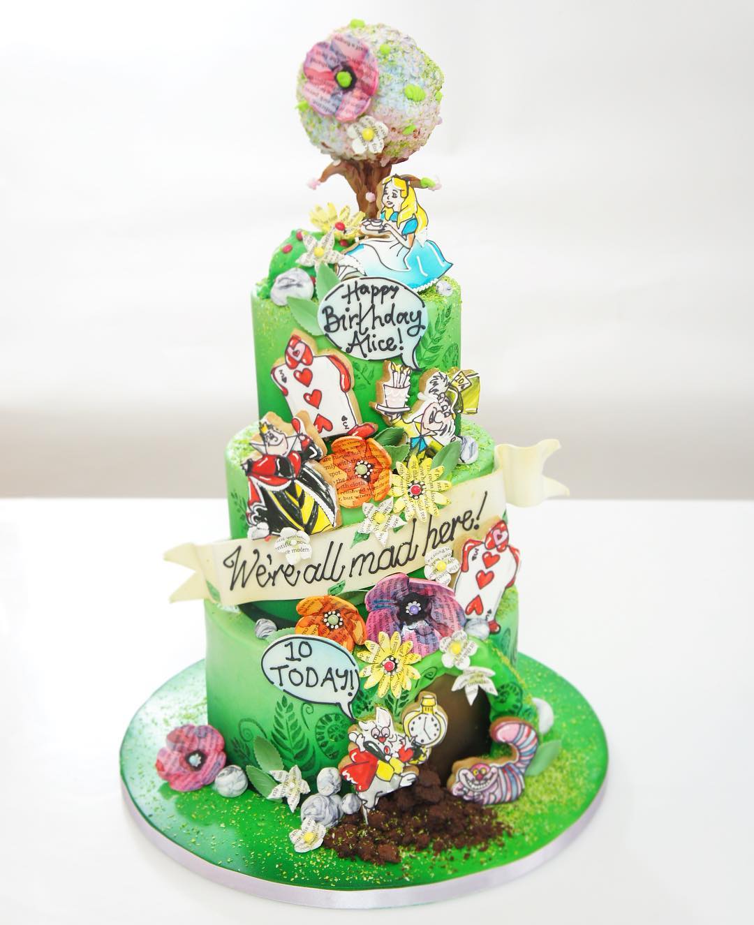 10 Mad Hatter Cake Ideas From Alice In Wonderland · The Inspiration Edit
