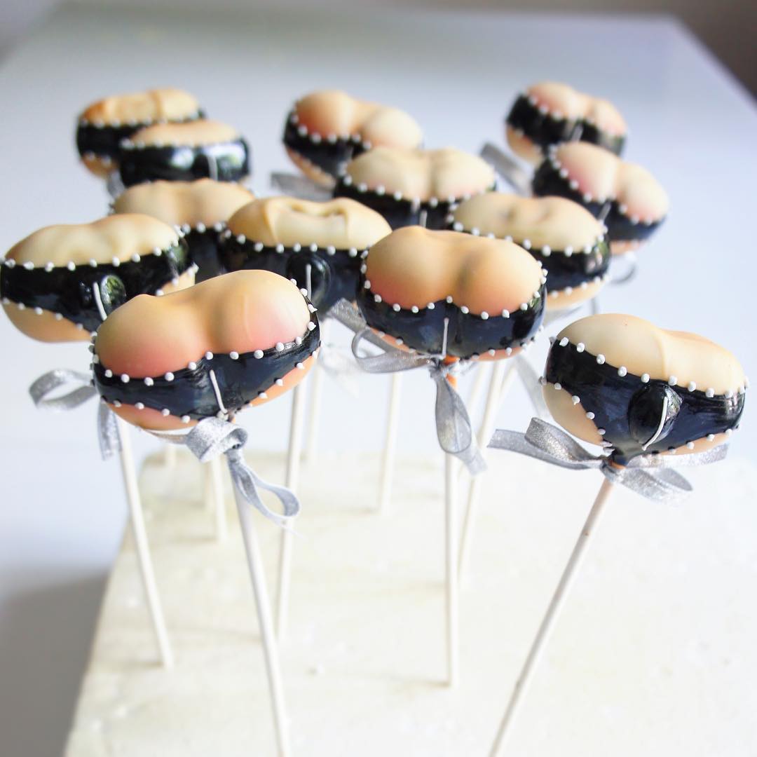 Kinky bum and crotch cake pops Tuck Box Cakes Kinky bum and crotch cake pops Tuck Box Cakes